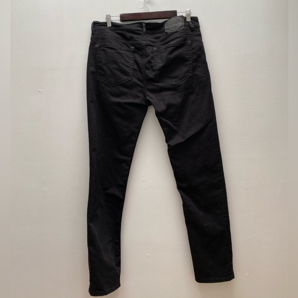 Acne Studios - Blå Konst Floragatan 13 Jeans in North Stay Black - Picture 4 of 8